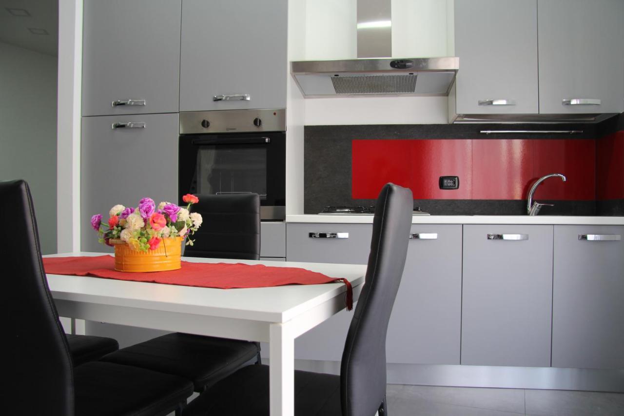 How Beach,Modern Apartment Close To The Beach,Wifi Cassibile Kültér fotó